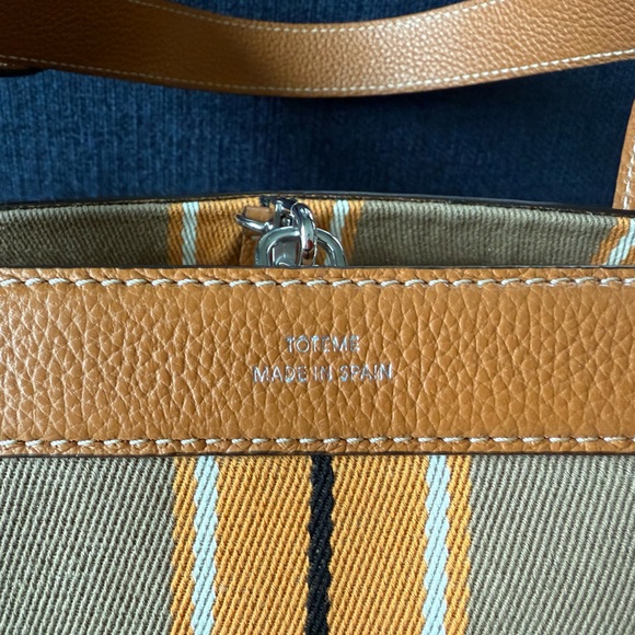 Toteme Striped Canvas Tote Bag - Picture 9 of 12